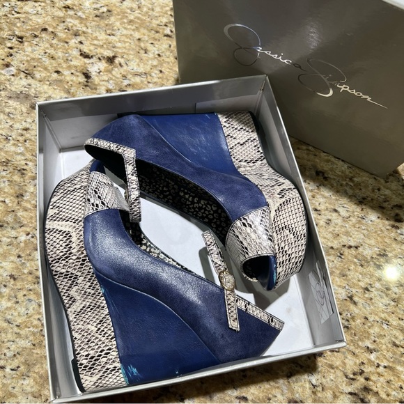❗️SALE❗️Jessica Simpson Royal Blue & Snakeskin Wedge Heels 9.5M - Picture 10 of 11